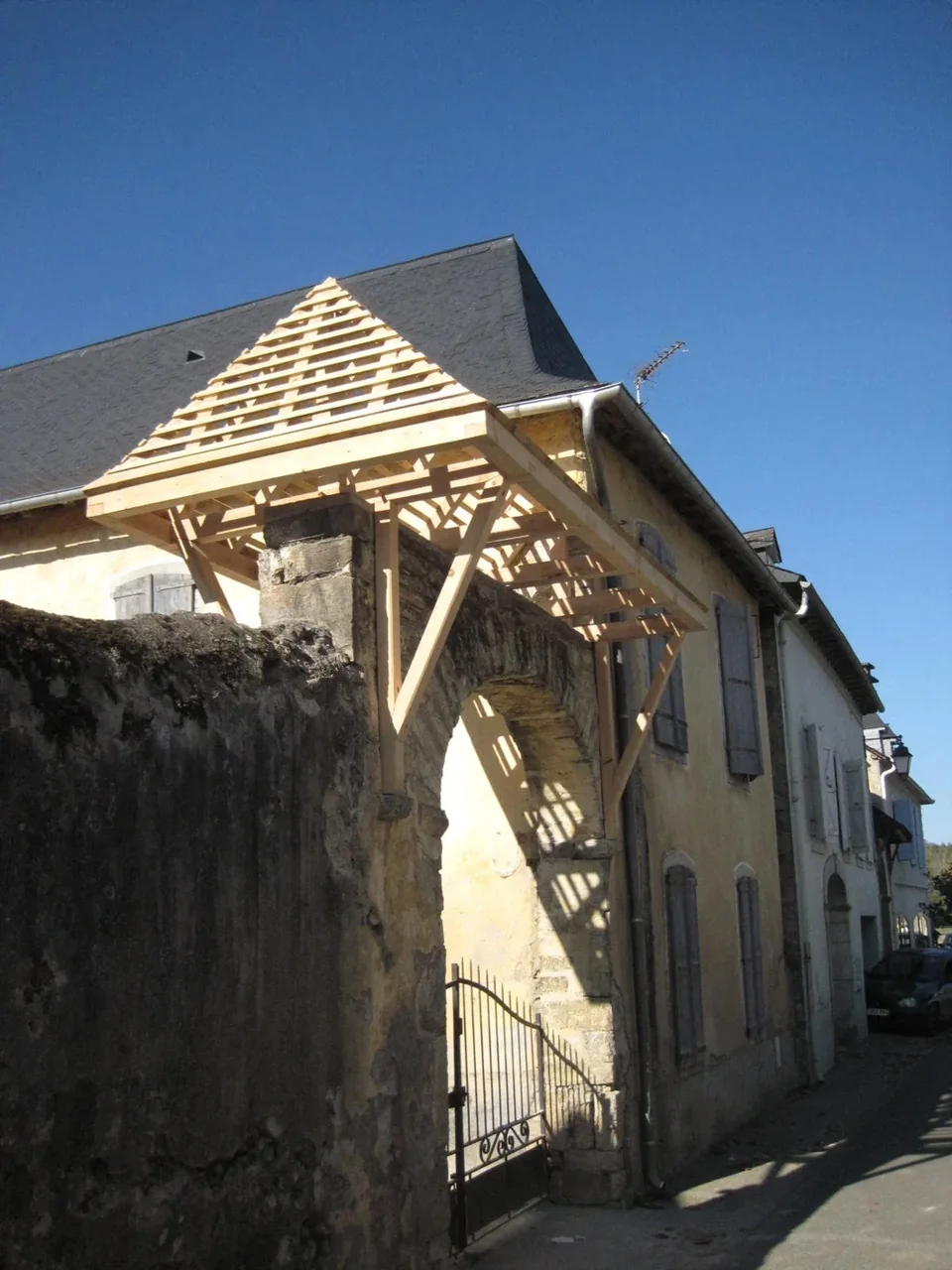 Réhabilitation d'un porche ancien