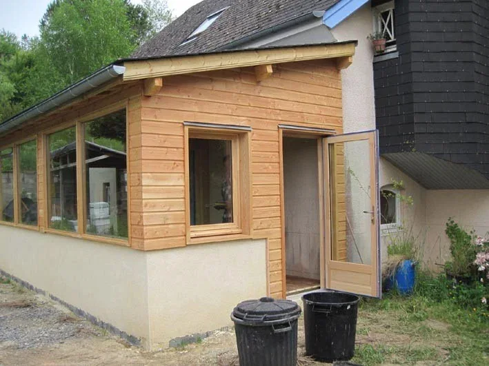 Construction d'une extension: ossature bois sur maçonnerie
